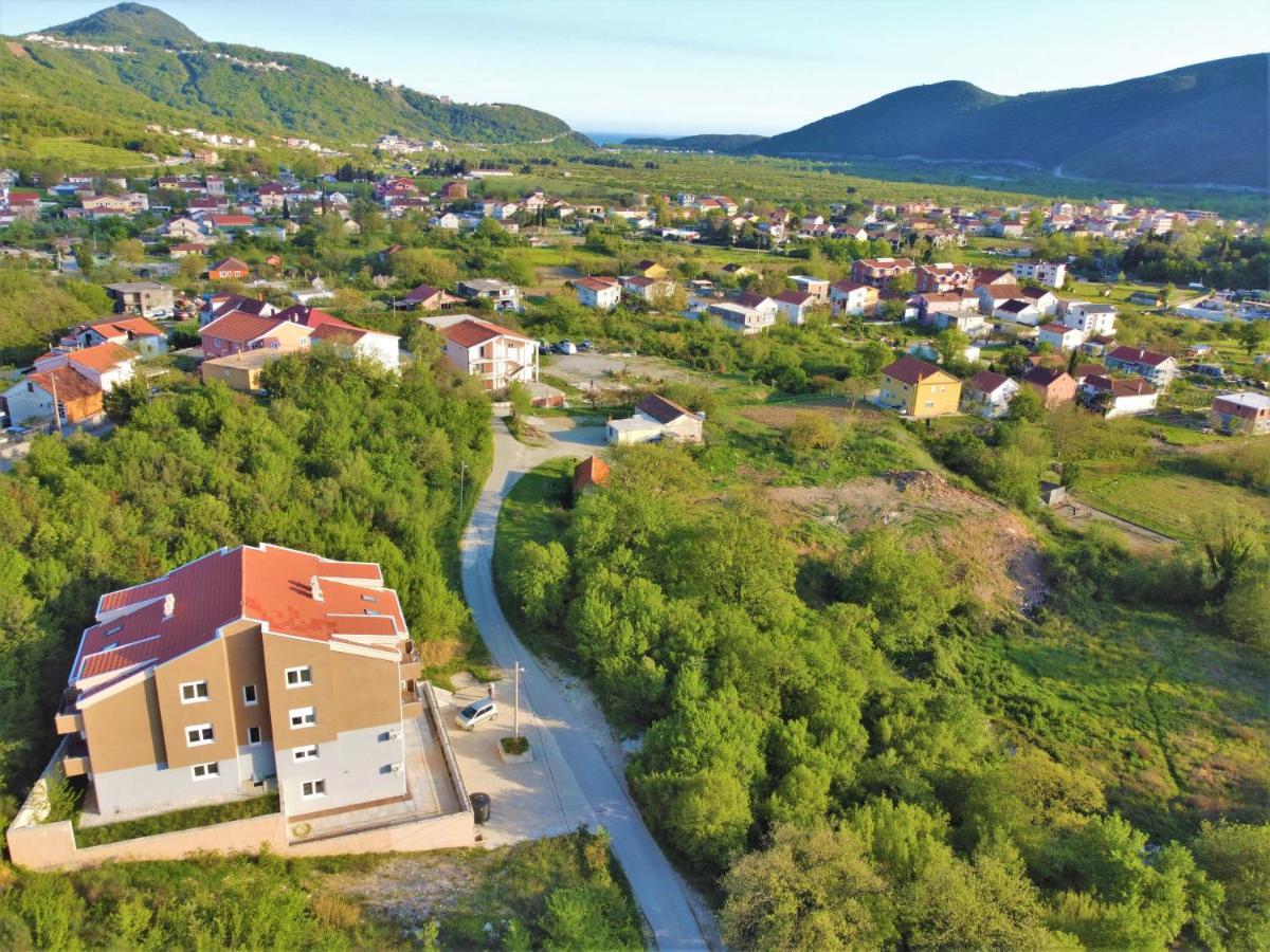 Divine Apartments Budva Lastva Grbaljska Luaran gambar